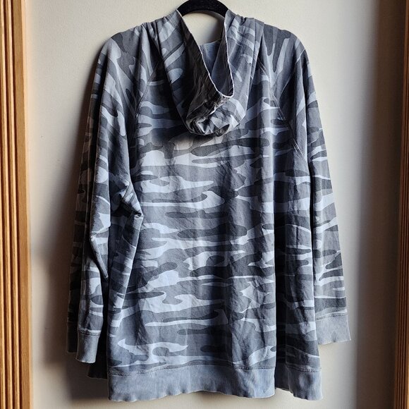 Torrid Gray Camo Zip-Up Plus Size Hoodie Sweatshirt Size 4 - Picture 15 of 15